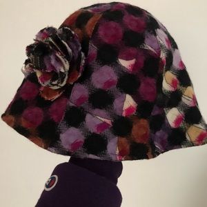 Emilio Pucci wool hat